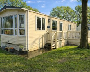 PRE-OWNED 2013 ABI MALLARD